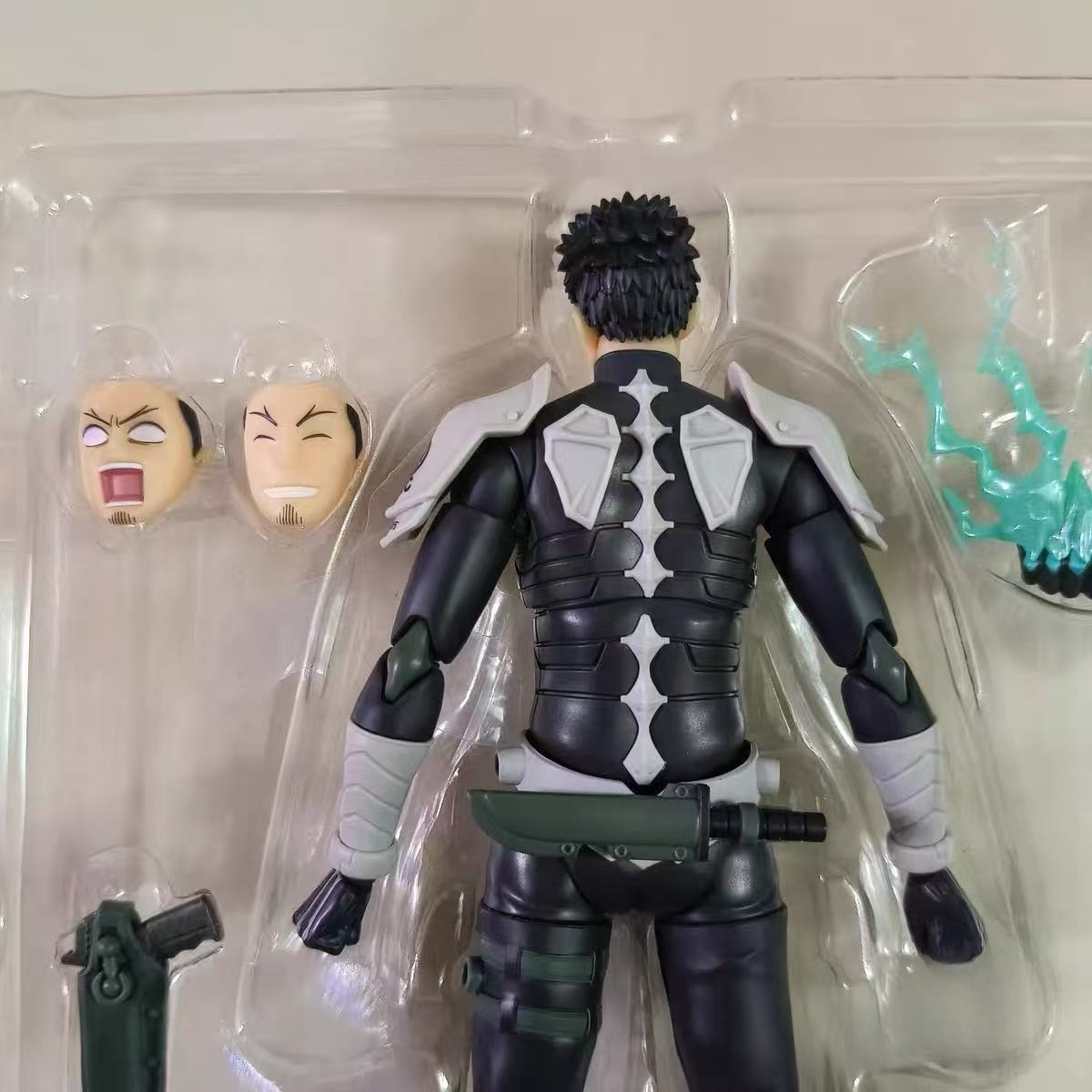KAIJU NO.8 KAFKA HIBINO Bandai - Model Kit Kaiju No 8 review and price