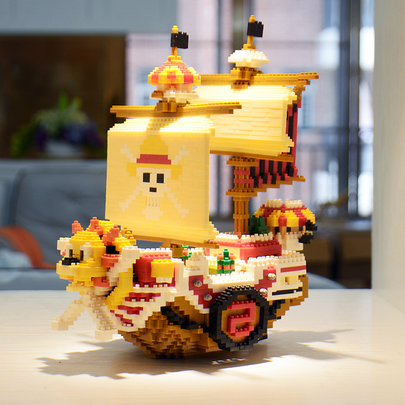 One Piece Building Blocks Luff - Model Kit One Piece Ship review and price